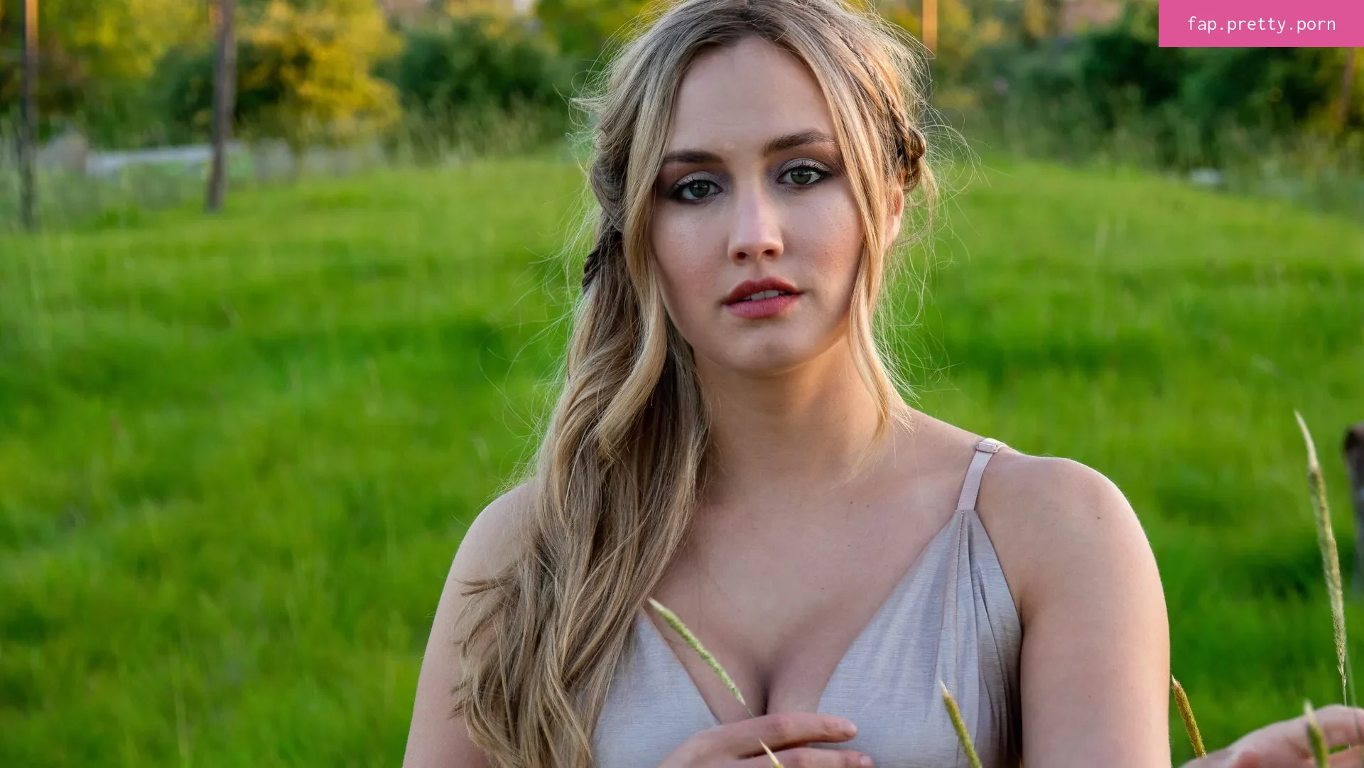 Naomi Kyle - Photo #77