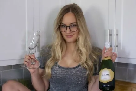 Naomi Kyle