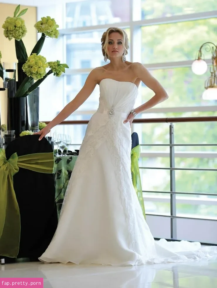 Naomi Kyle - Photo #07