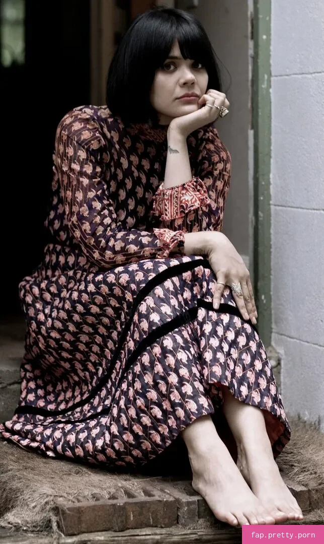 Natasha Khan - Photo #10
