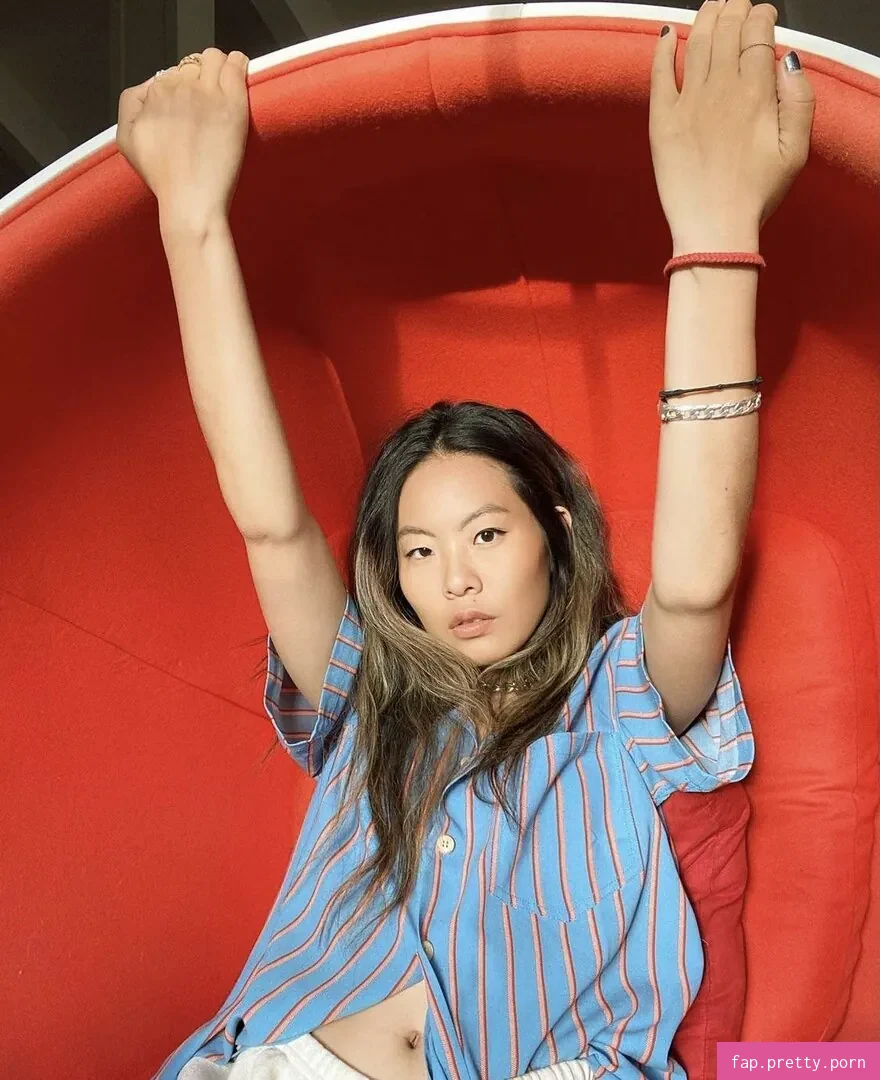 Nicole Kang - Photo #02