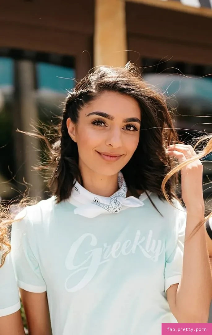 Nida Khurshid - Photo #14
