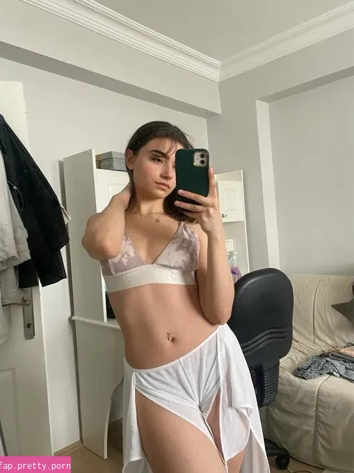 Nisa Kavak - Photo #12