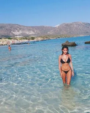 Nicola Lopez Kinghorn
