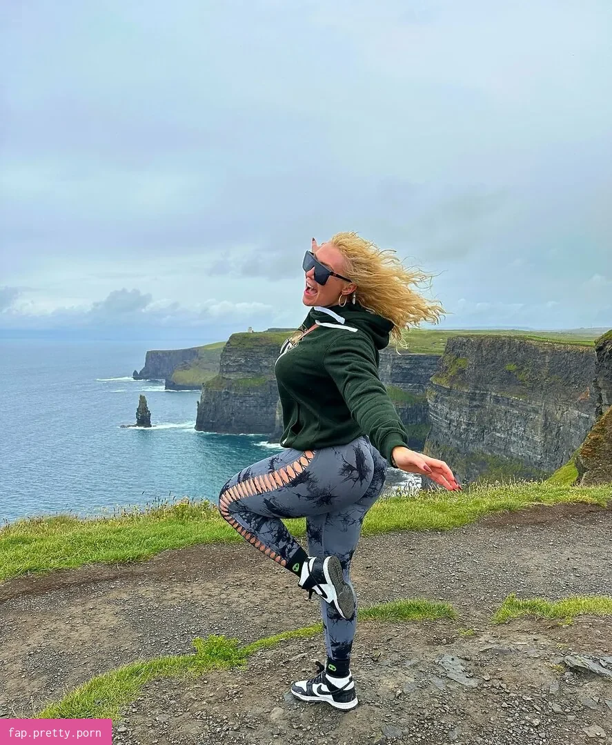 Nikkita Lyons - Photo #55