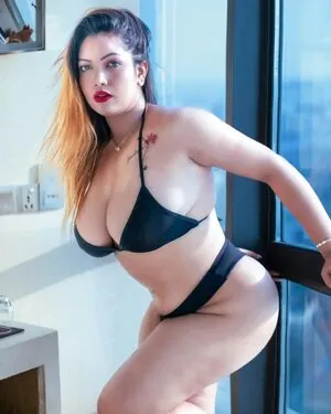 Naari Magazine