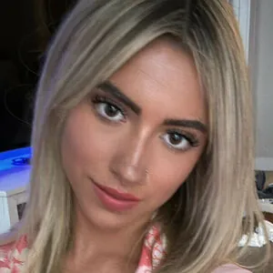 Nami Mommy / Jacqueline Laurito