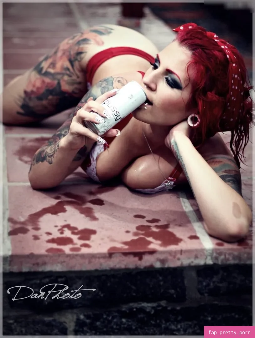 Nancy Mietzi - Photo #10