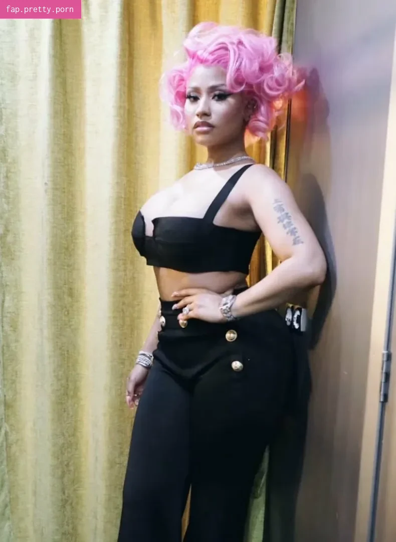Nicki Minaj - Photo #00
