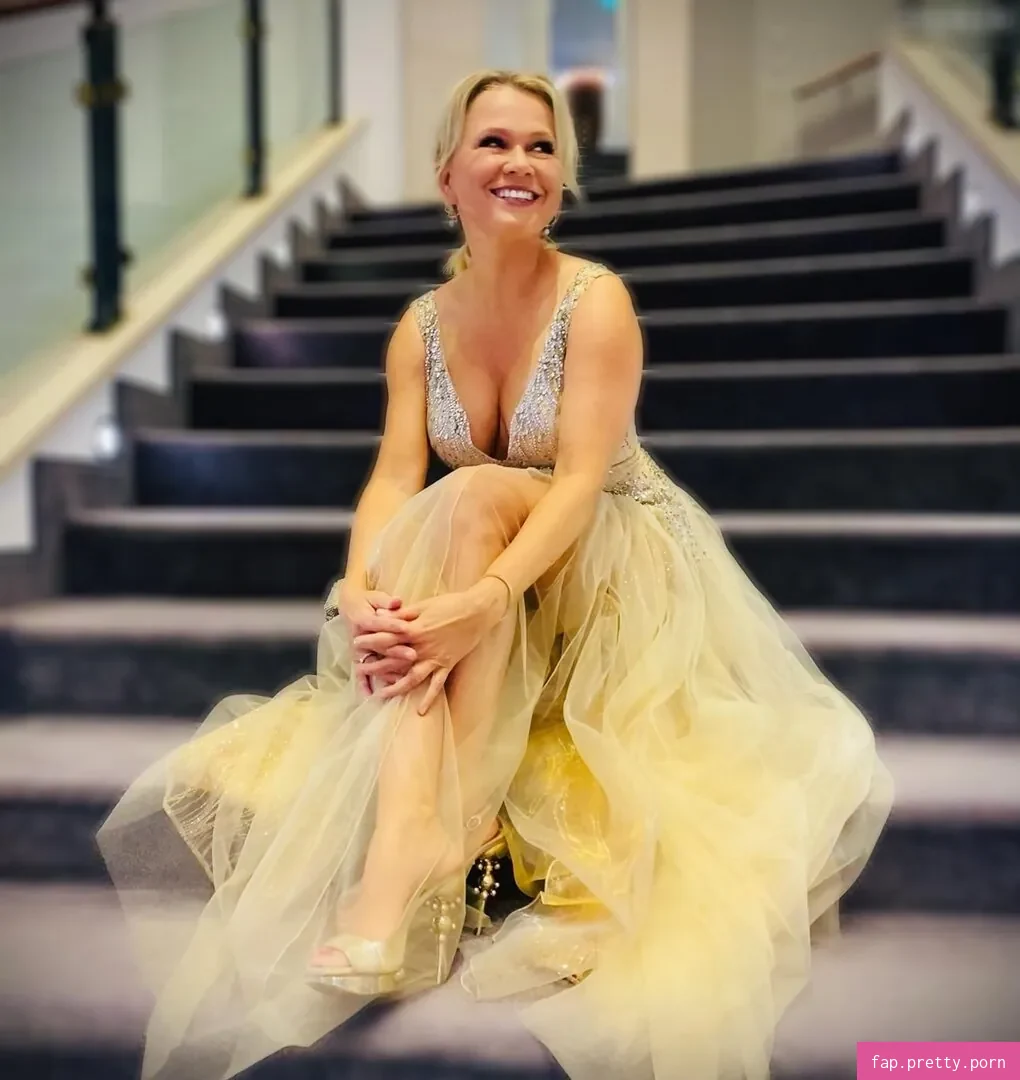Nova Meierhenrich - Photo #39