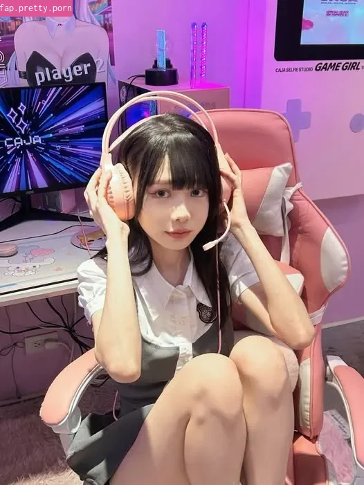 neineimeme / neineimeme_ouo / dittoneinei / 捏捏寧寧 - Photo #03