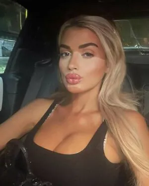 Nikki Nigh