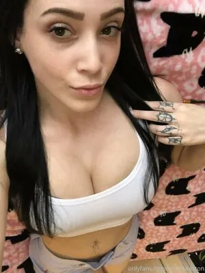 noelleeaston