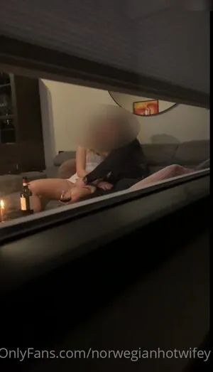 Norwegianhotwife