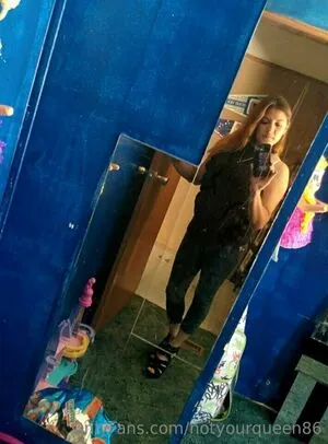 notyourqueen86