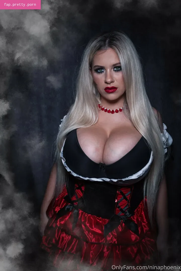 Nina Phoenix - Photo #05