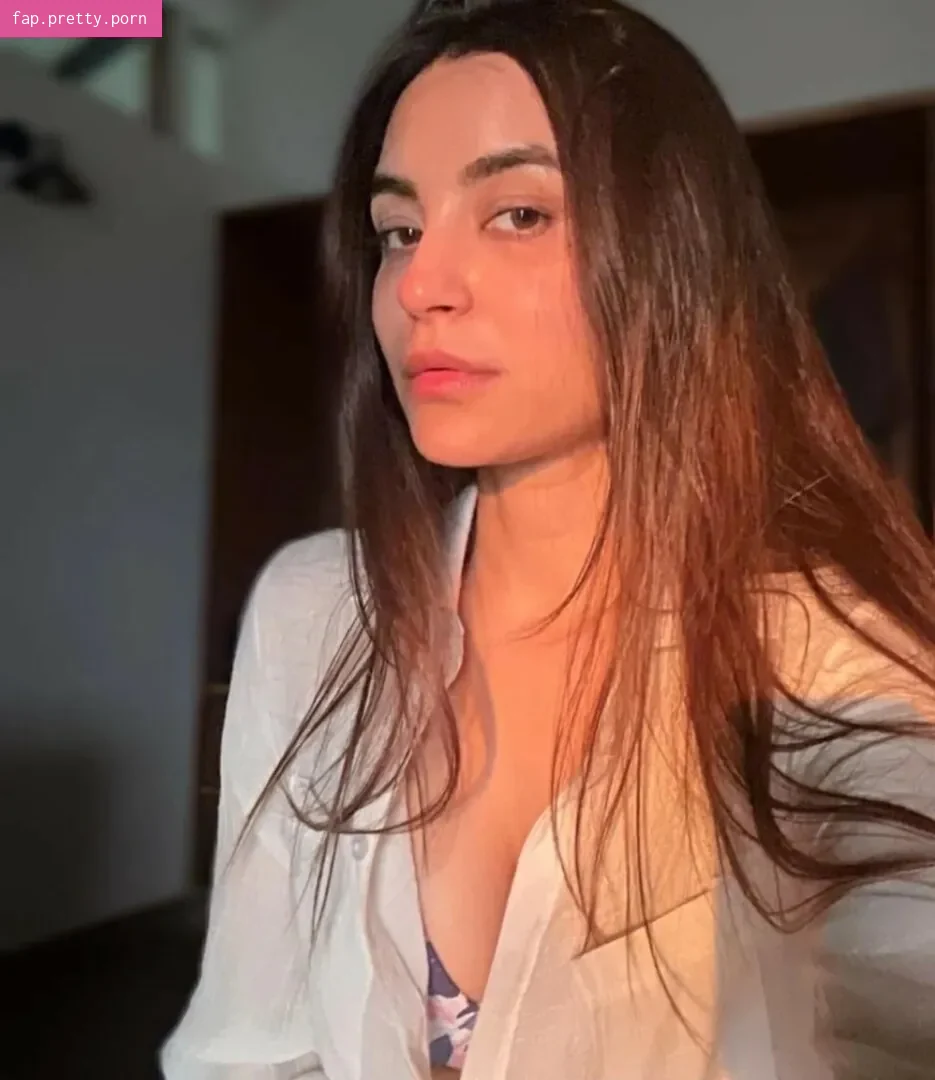 Nikkesha Rangwala - Photo #10
