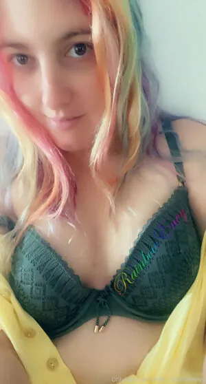 nikki_rainbowenvy