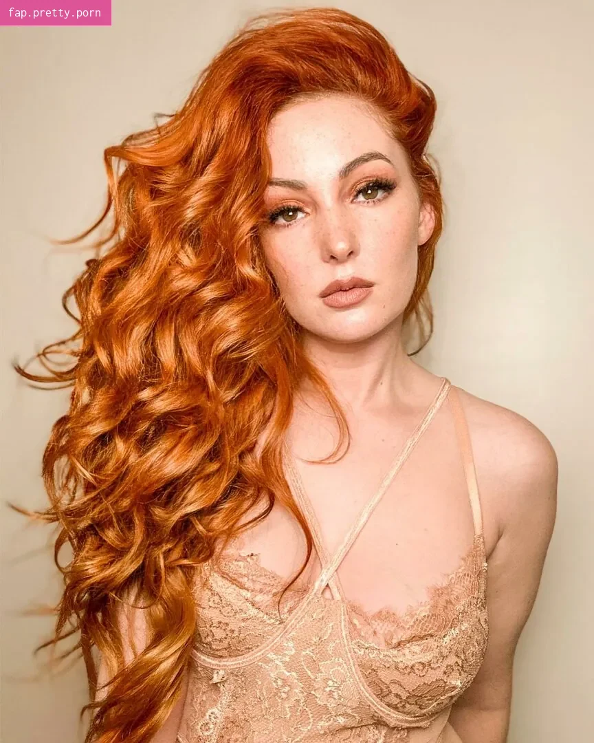 Nicole Simone - Photo #25