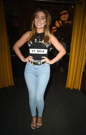 Nikki Sanderson
