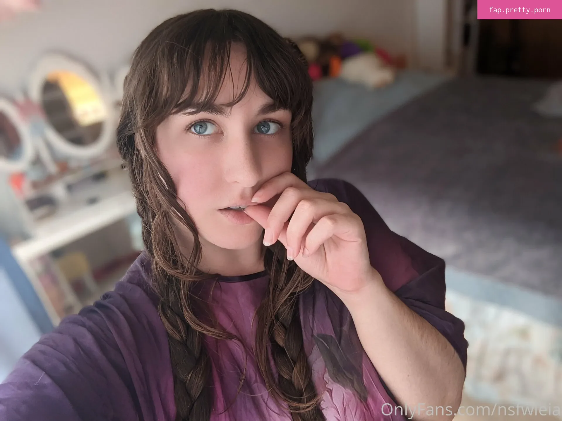 NSFWLeia - Photo #73