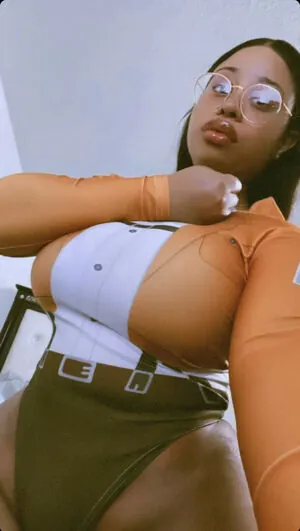 Nikki Tsunami