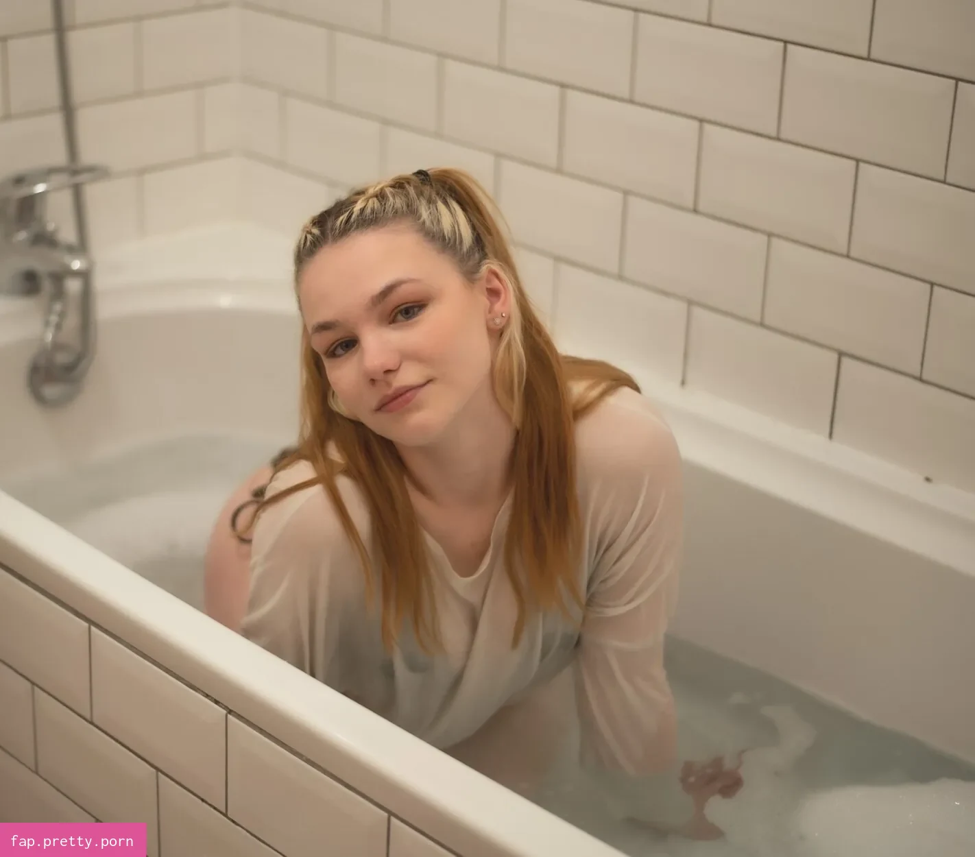 Nomi Teee - Photo #42