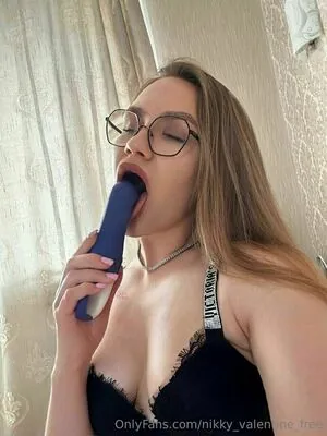nikky_valentine_free