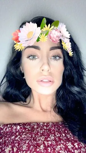 Naomi Woods