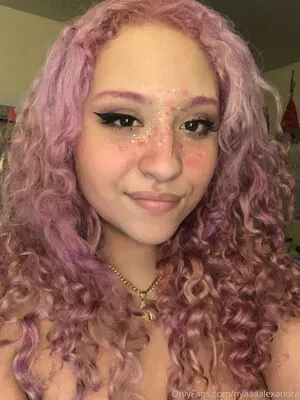 nyaaaalexandra