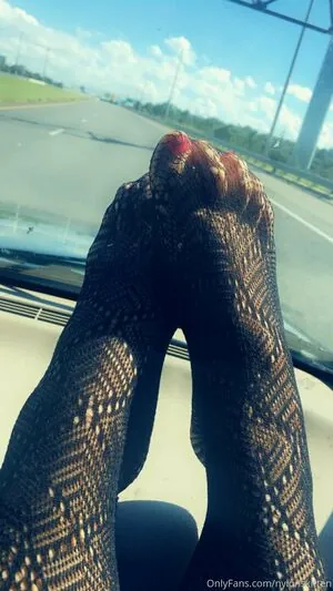nylonskitten