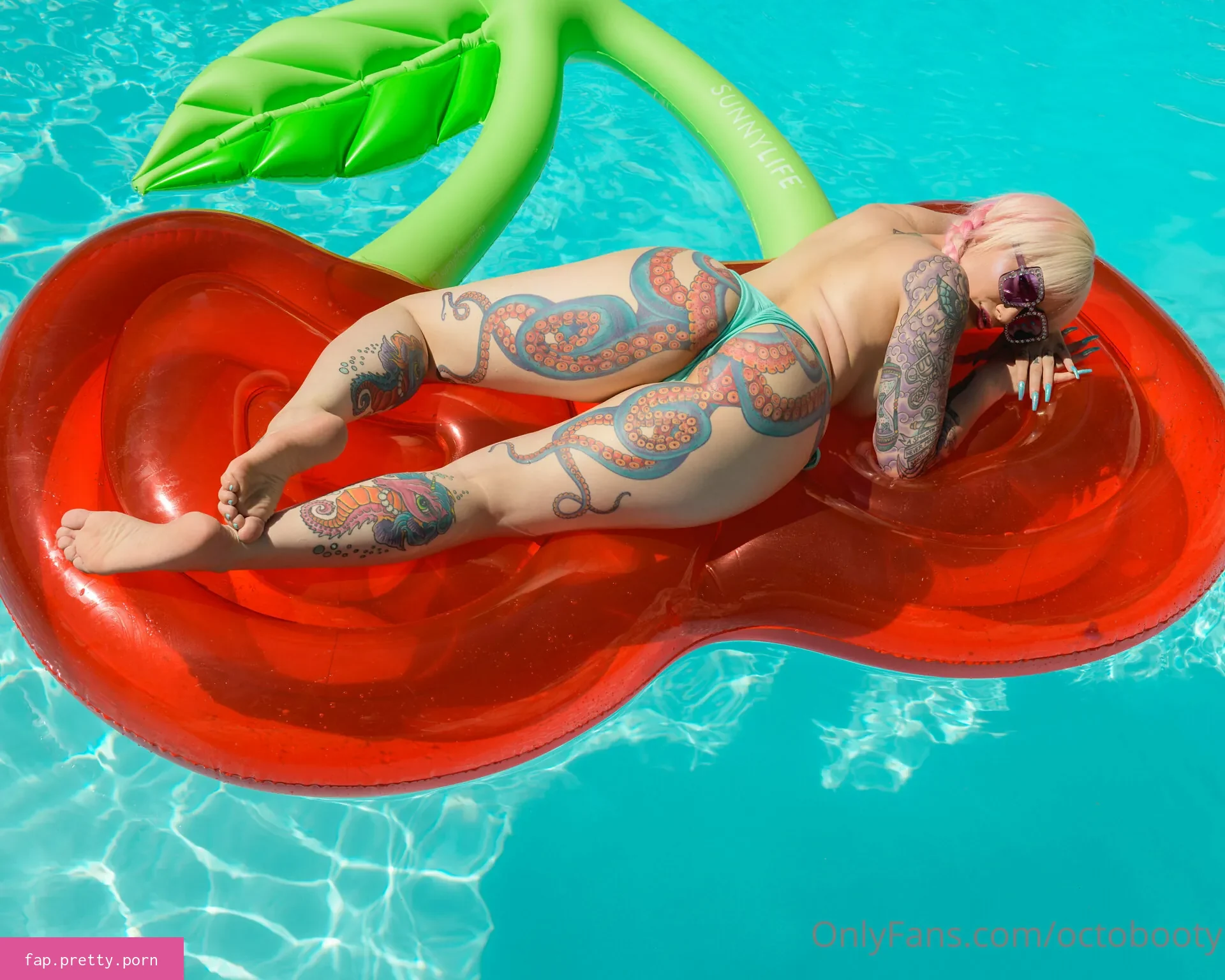 octobooty - Photo #25