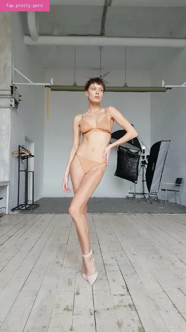 Oksana Chucha - Photo #16