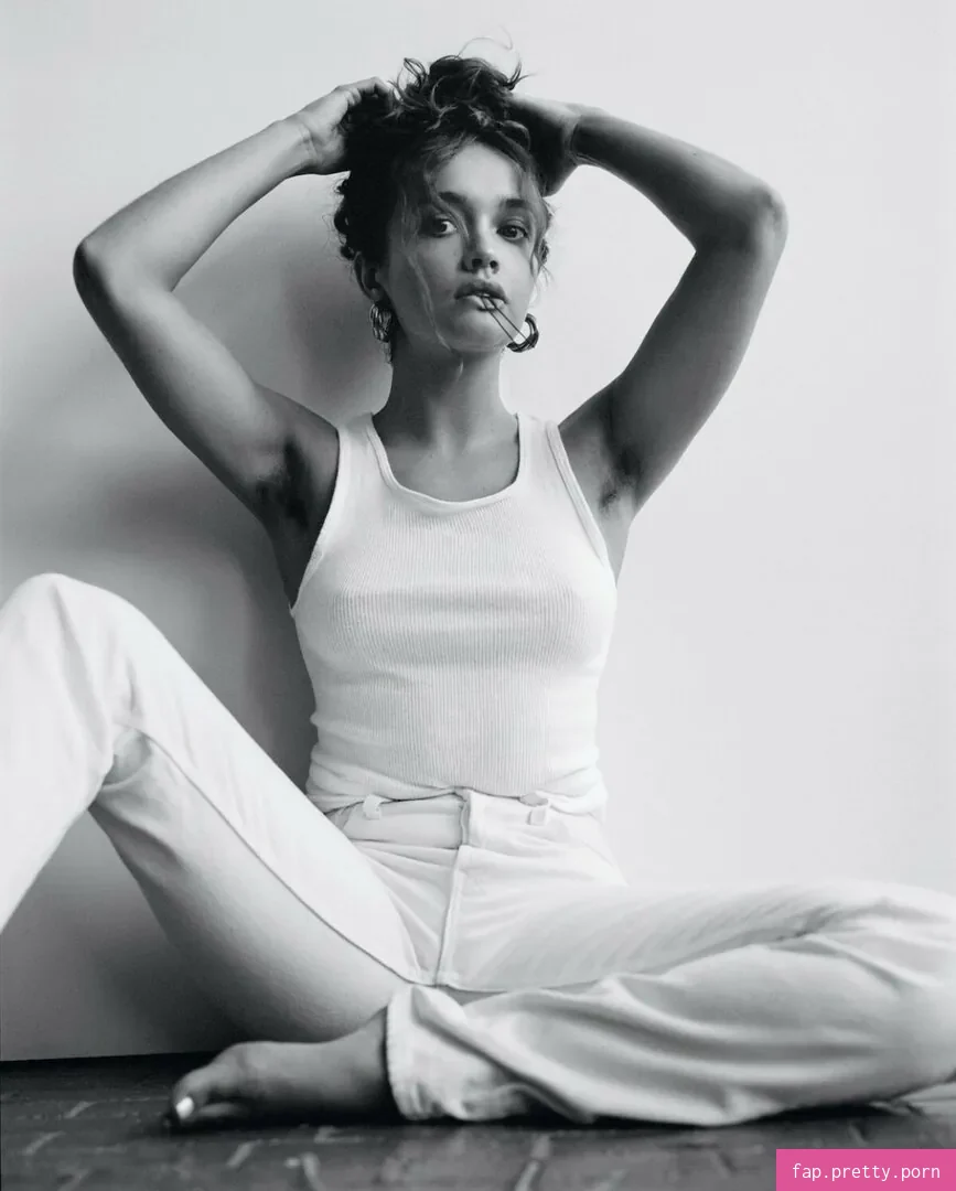 Olivia Cooke - Photo #78