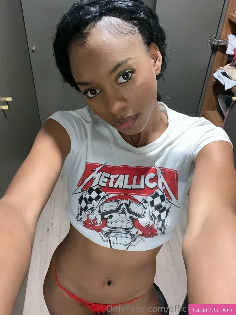 officiallinablack - Photo #70