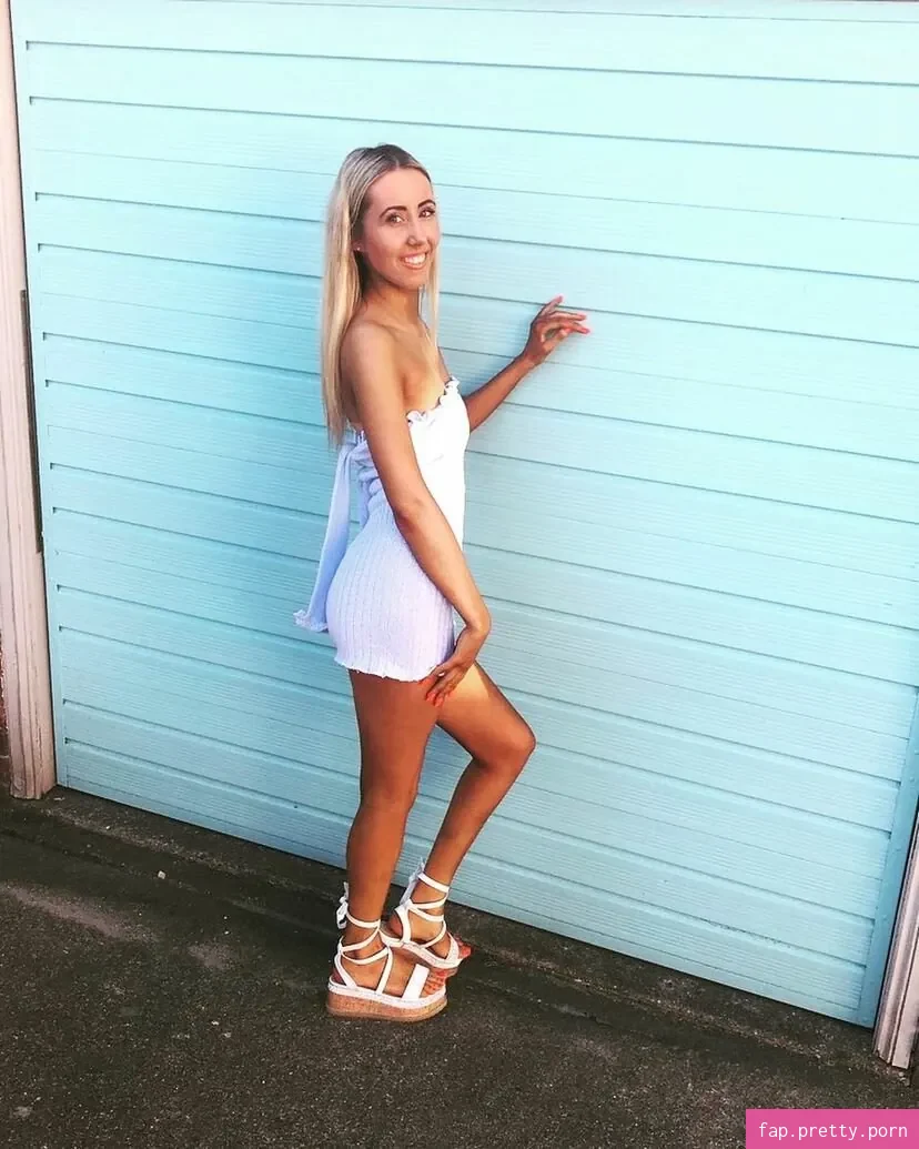 Olivia Hogg - Photo #23