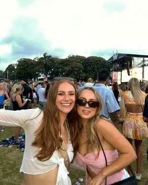 Olivia Hollands