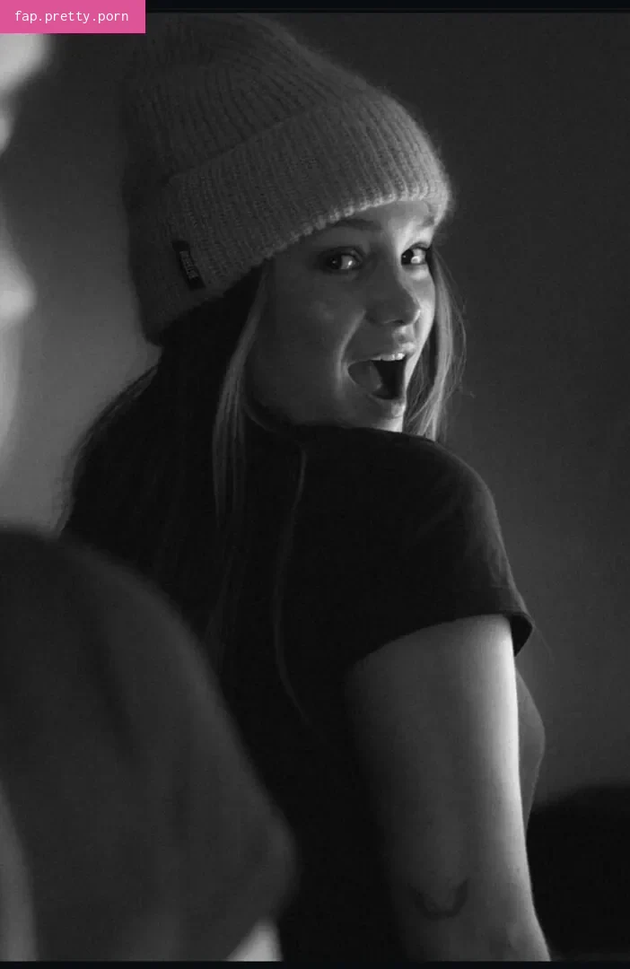 Olivia Holt - Photo #28