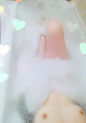 Olya_Holmes