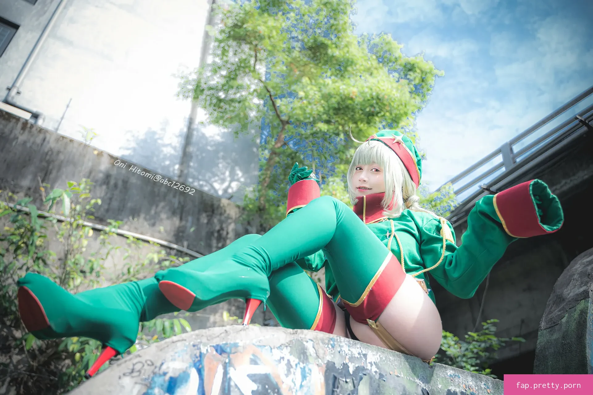 Oni Hitomi - Photo #03
