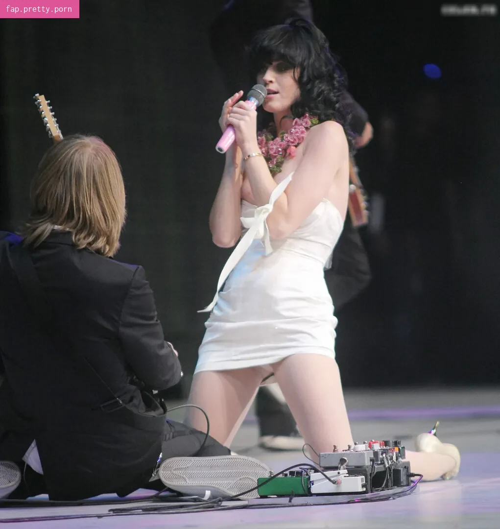 OOPS!!! International - Photo #586