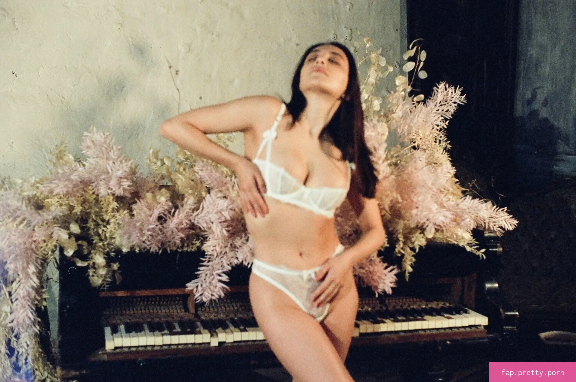Olivia Linz - Photo #06
