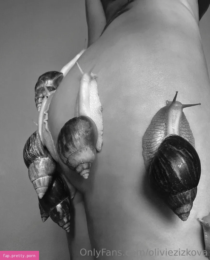 oliviezizkova - Photo #58
