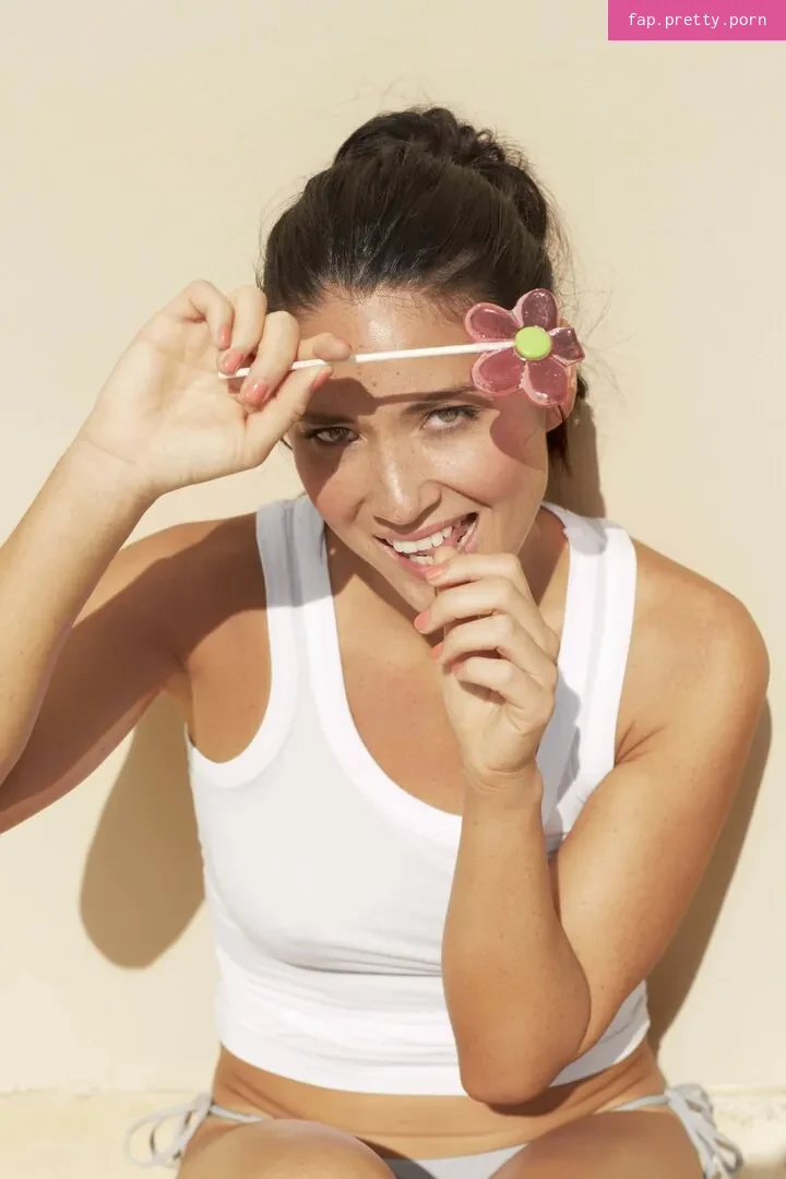 Olivia Munn - Photo #75