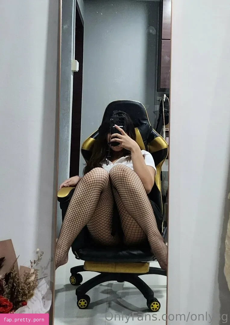 onlysg - Photo #38