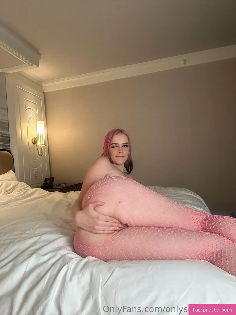 onlysophieviolet - Photo #38