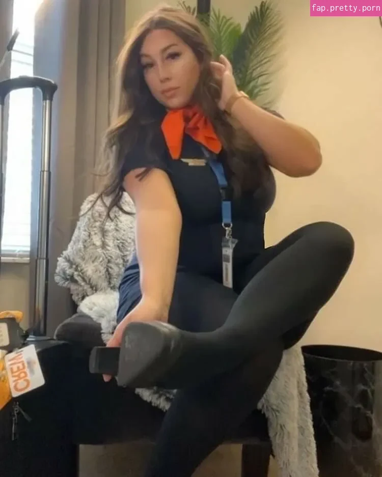 Office Sluts - Photo #33