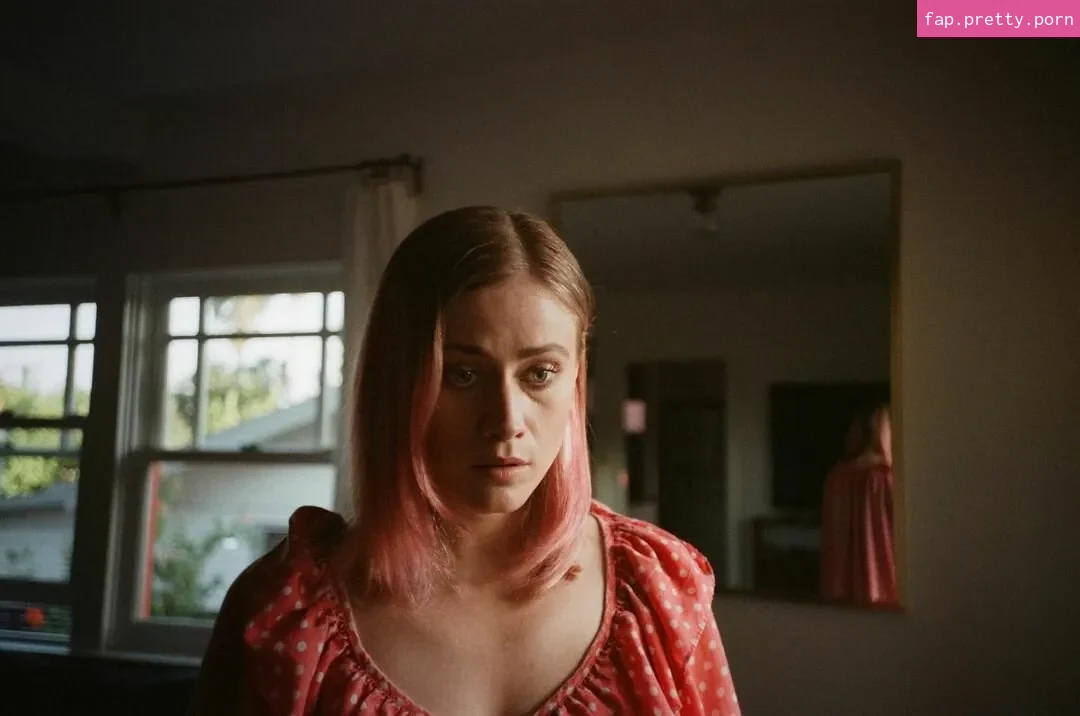 Olivia Taylor Dudley - Photo #72