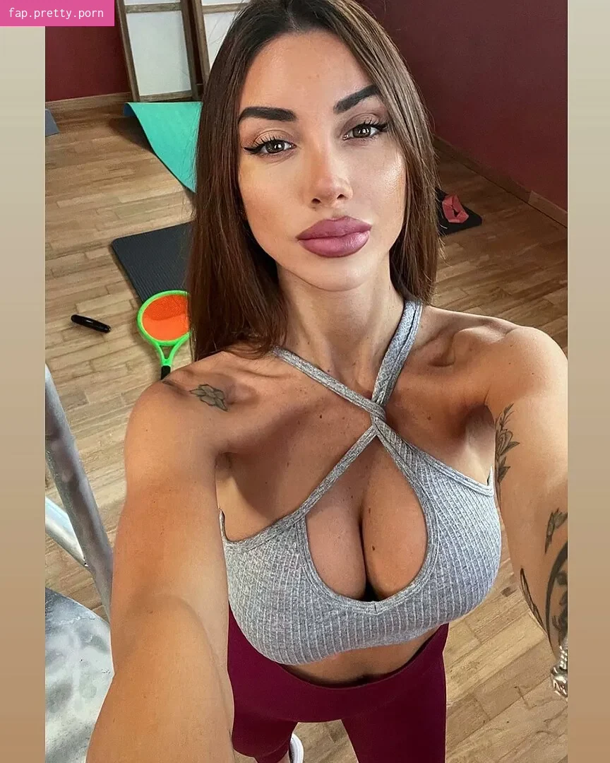 Oriana Tubiolo - Photo #06