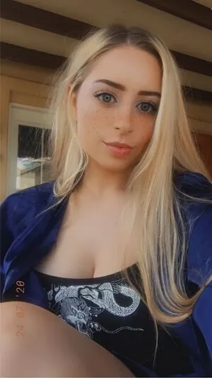 Paige 4Chan